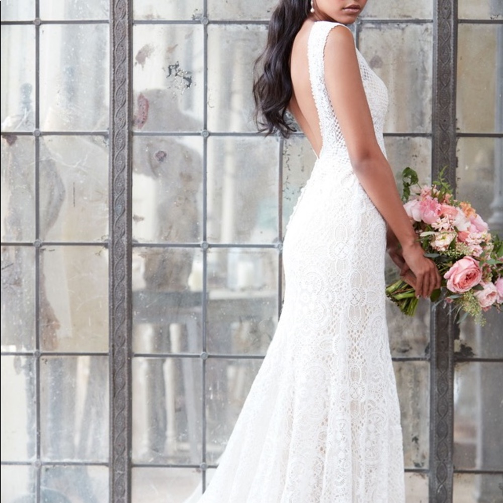 Brand New with Tags Boho Chic Wedding Dress